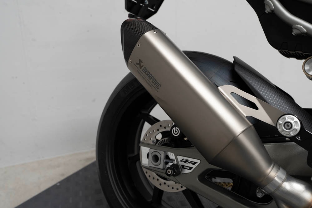 BMW S 1000 RR-showroom-element-3
