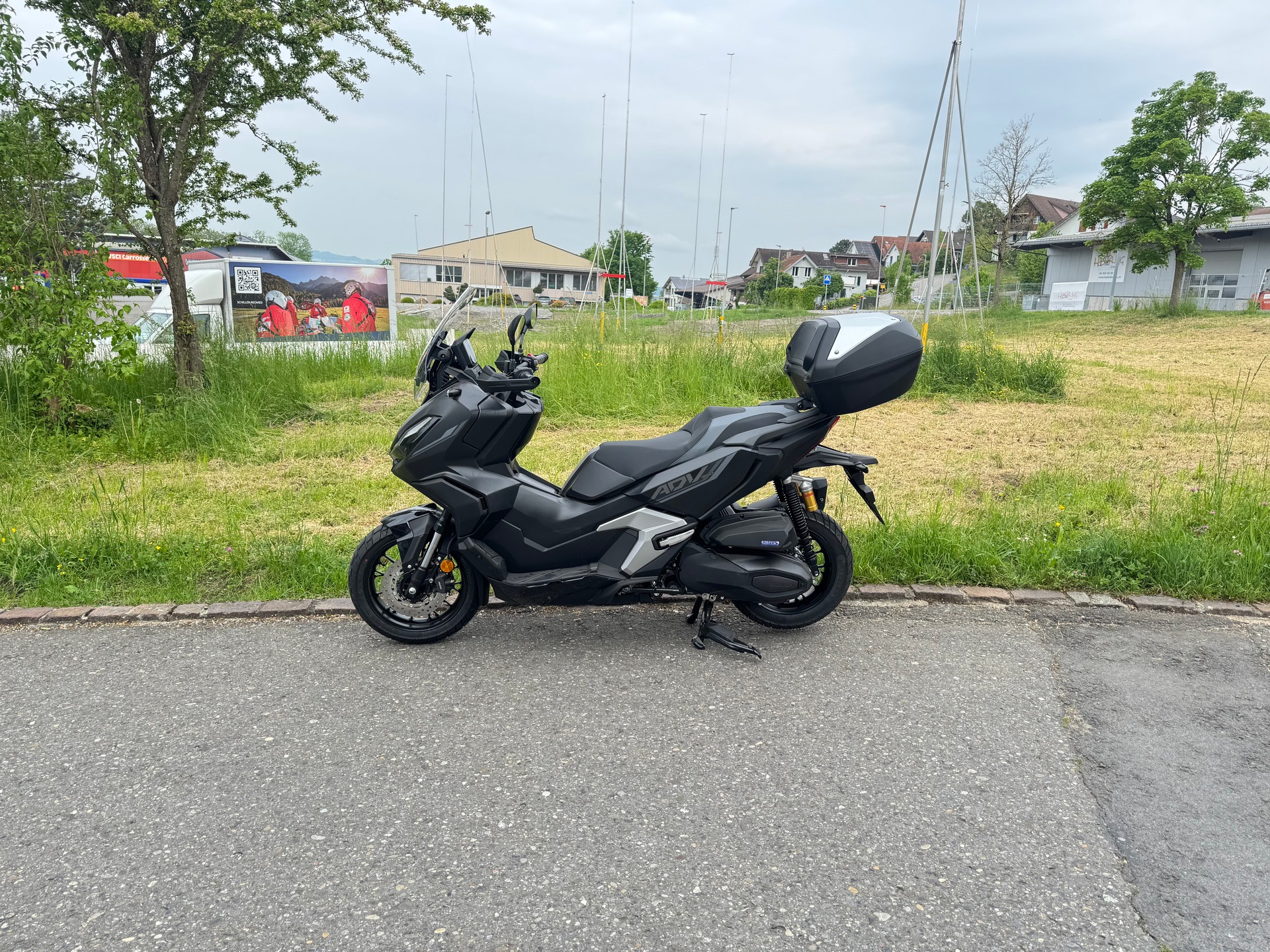 HONDA ADV 350-image-2