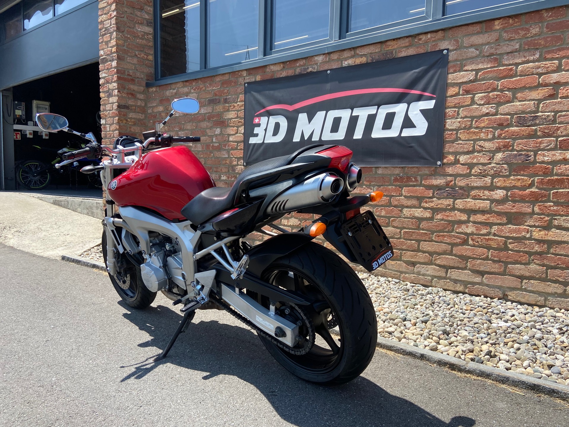 YAMAHA FZ6 N-image-4