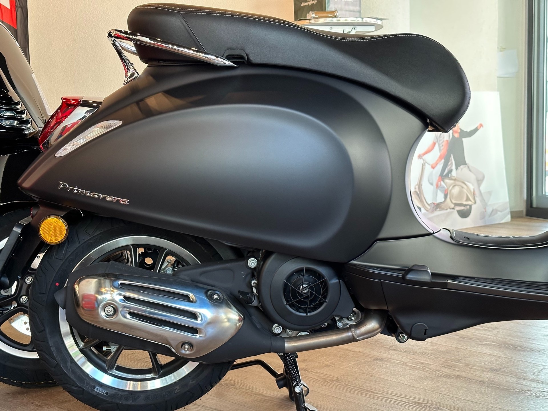 PIAGGIO Vespa 125 Primavera Sport ABS-showroom-element-3