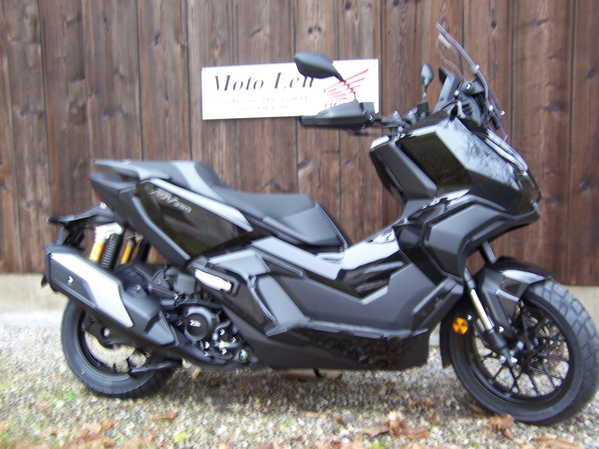 HONDA ADV 350-image-5