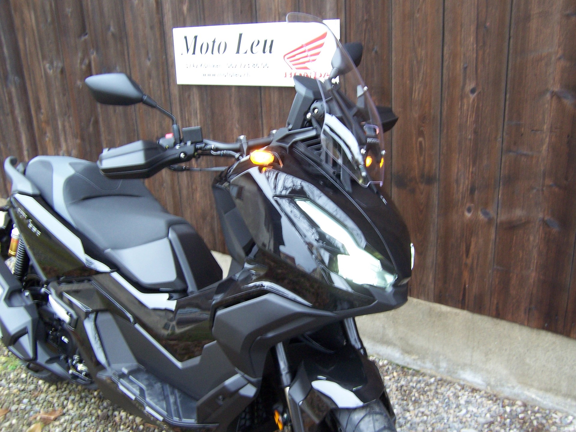 HONDA ADV 350-image-7