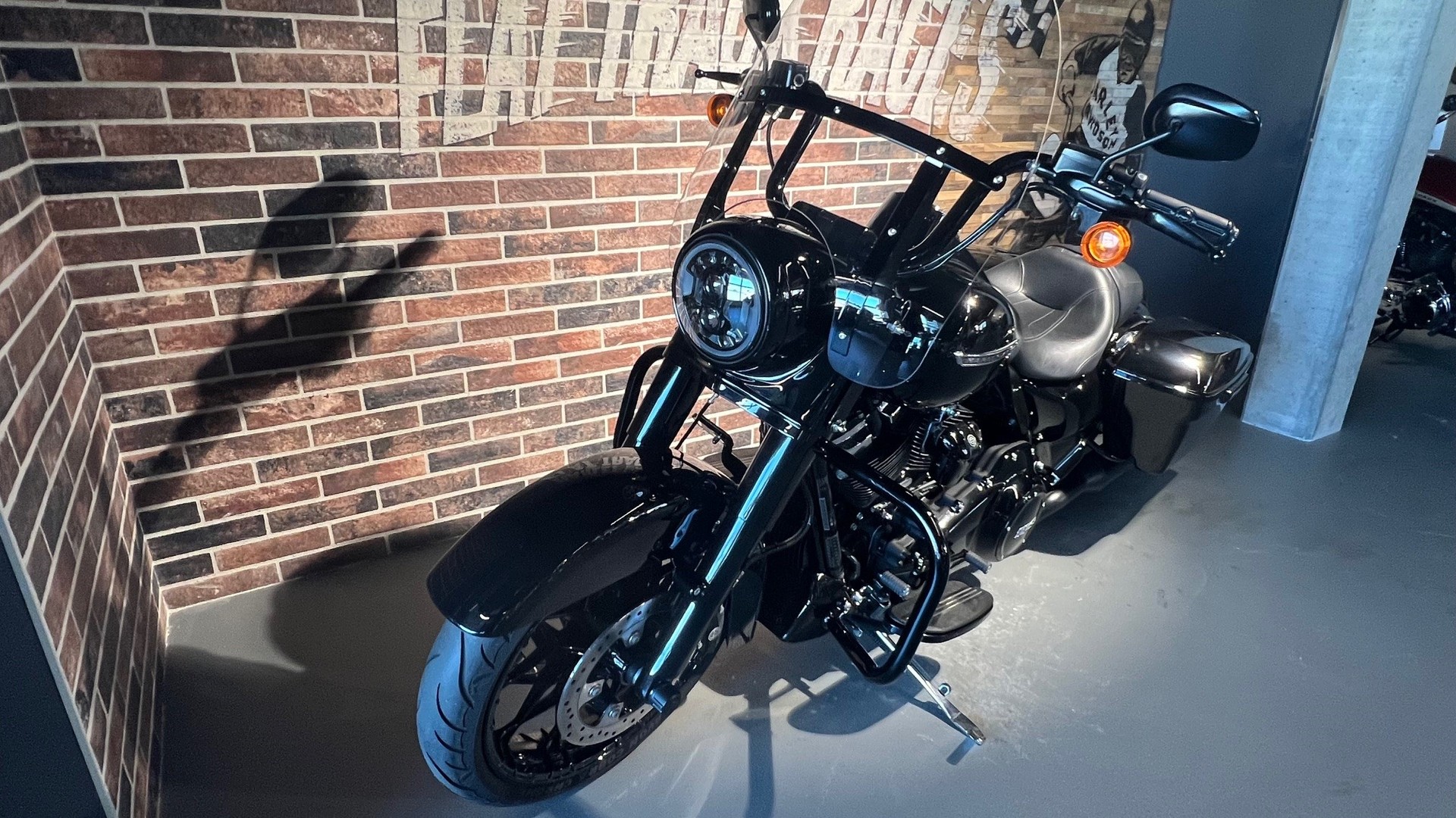 HARLEY-DAVIDSON FLHRXS Road King Special 114 ABS-showroom-element-2