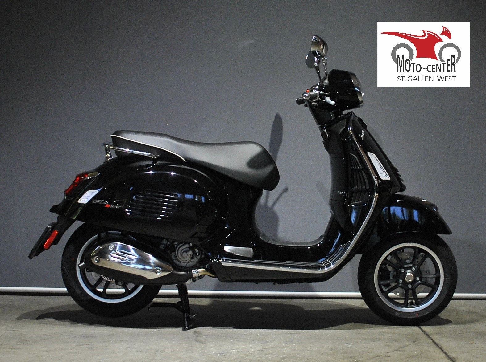 PIAGGIO Vespa GTS 300 ABS-image-1