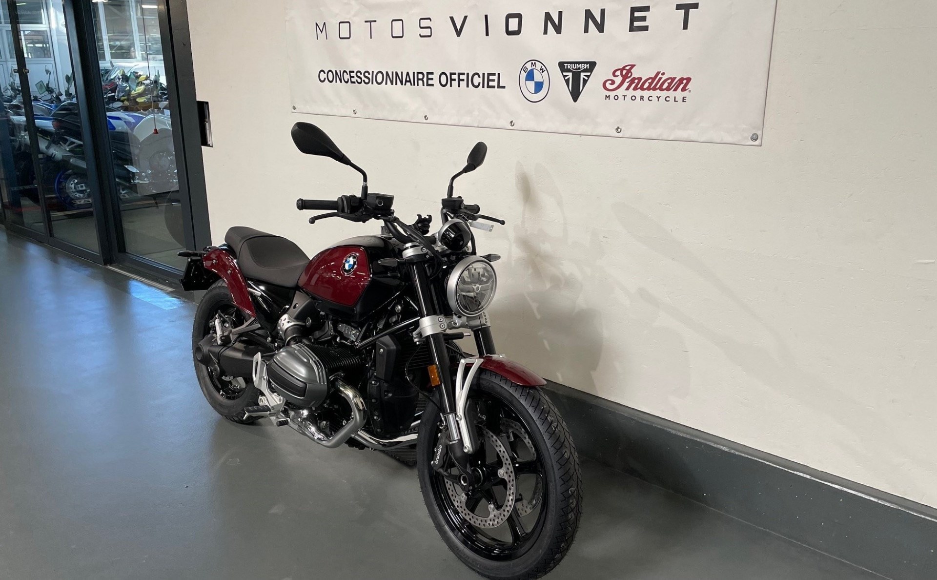 BMW R 12-showroom-element-1