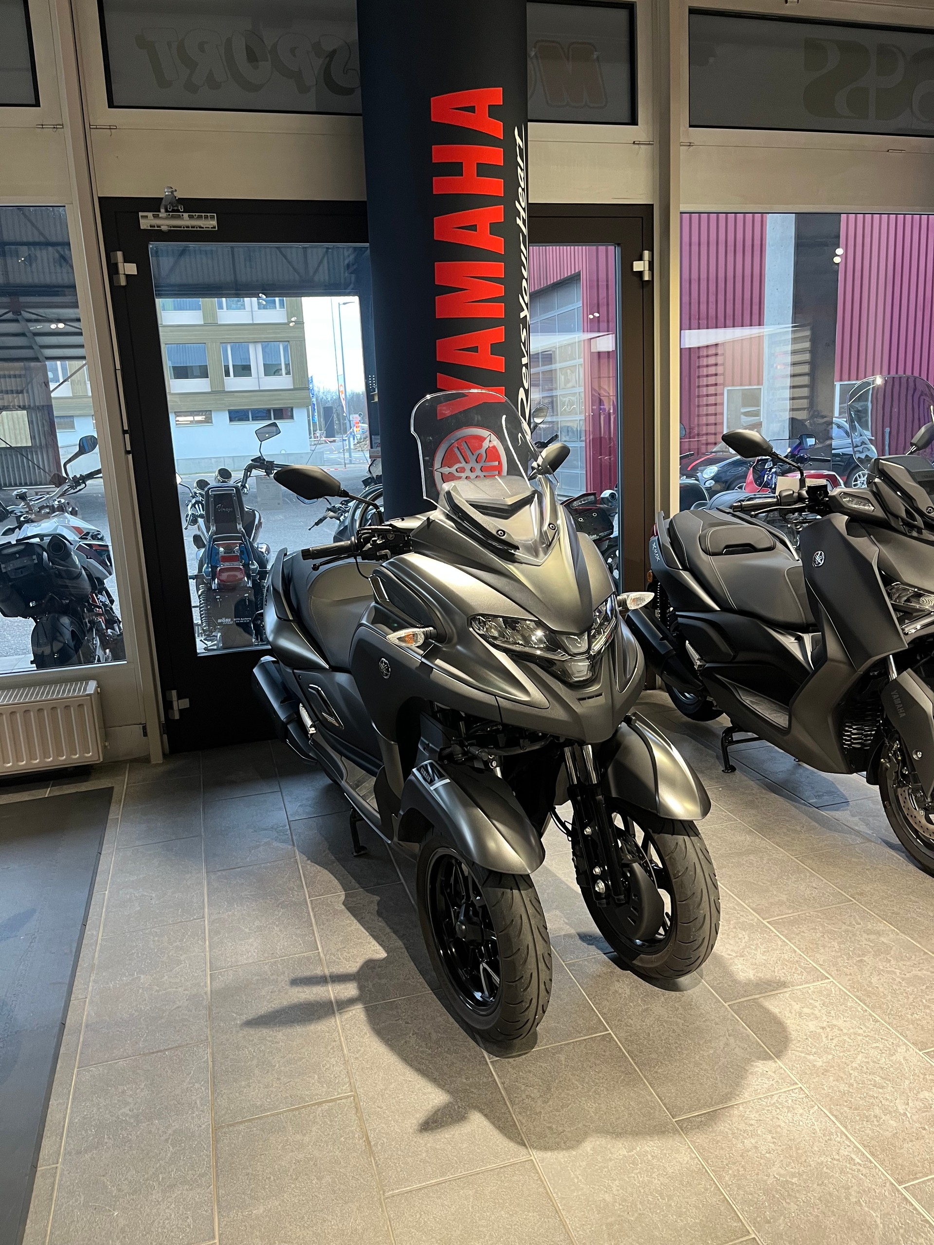 YAMAHA Tricity MW 300 ABS
