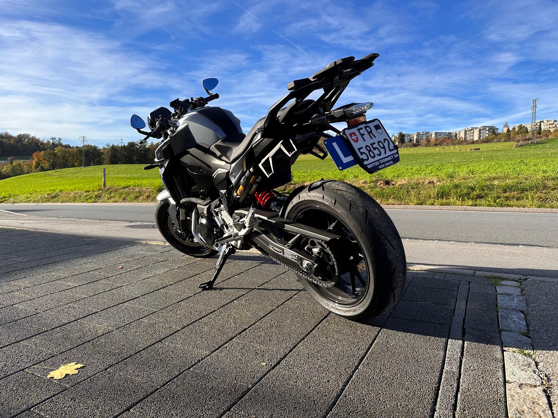 BMW F 900 R A2 (35kW) ABS-image-3