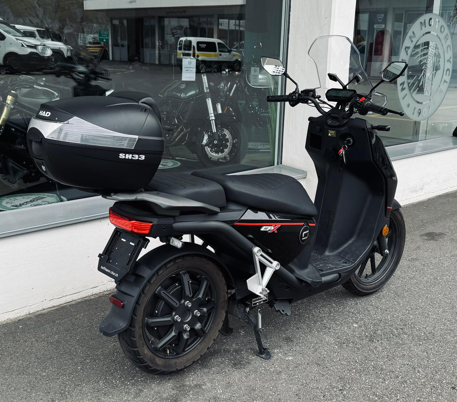 SUPER SOCO CPX-showroom-element-3
