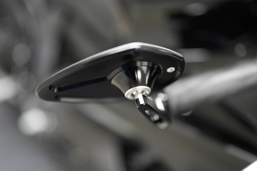 YAMAHA YZF-R7-image-7