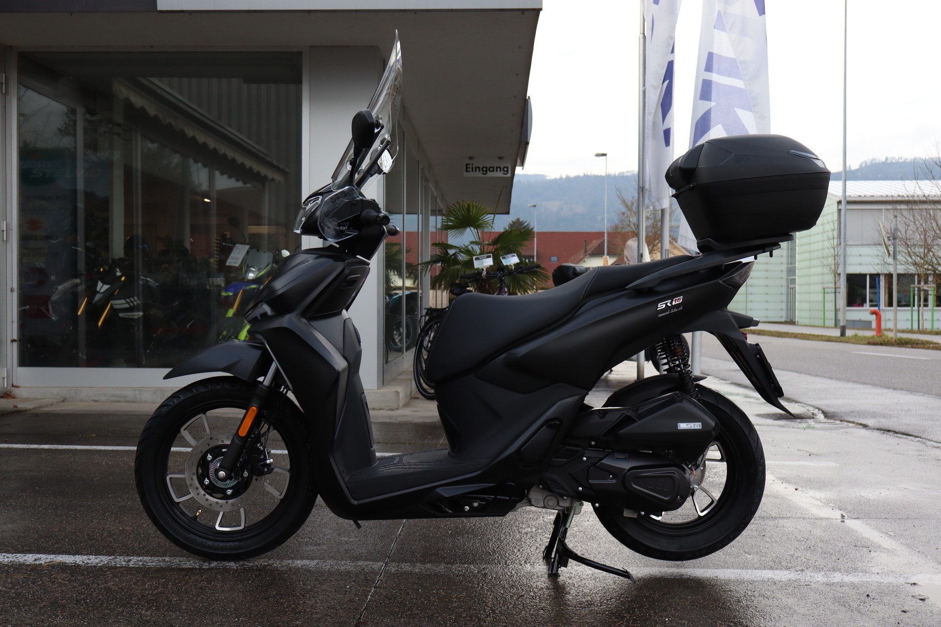 VOGE SR16 ABS / TCS-showroom-element-3