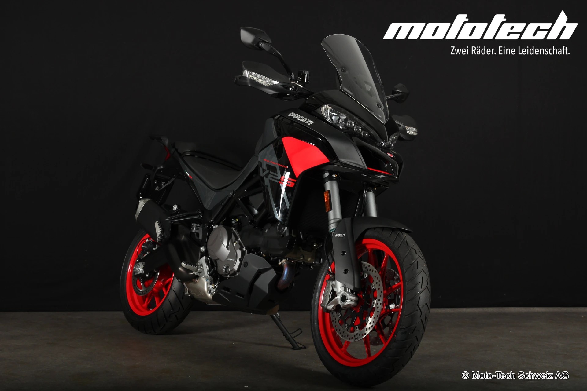 DUCATI Multistrada V2 S *GET READY Ab 3.90% Leasing*-showroom-element-1