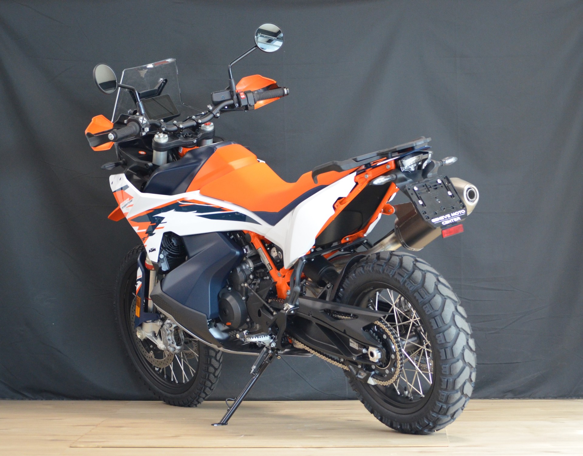 KTM 890 Adventure R 2025-showroom-element-3