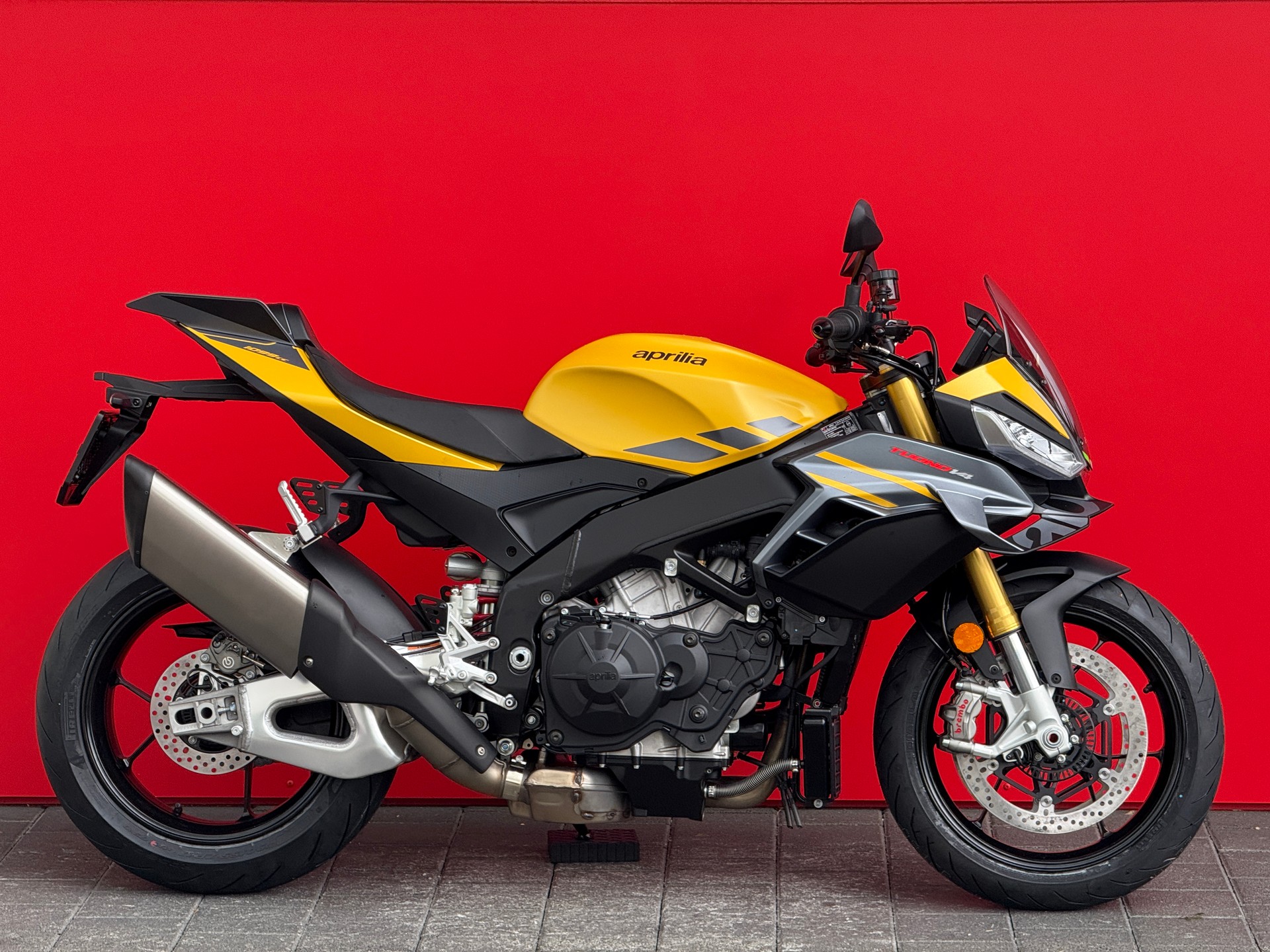 APRILIA Tuono V4 1100