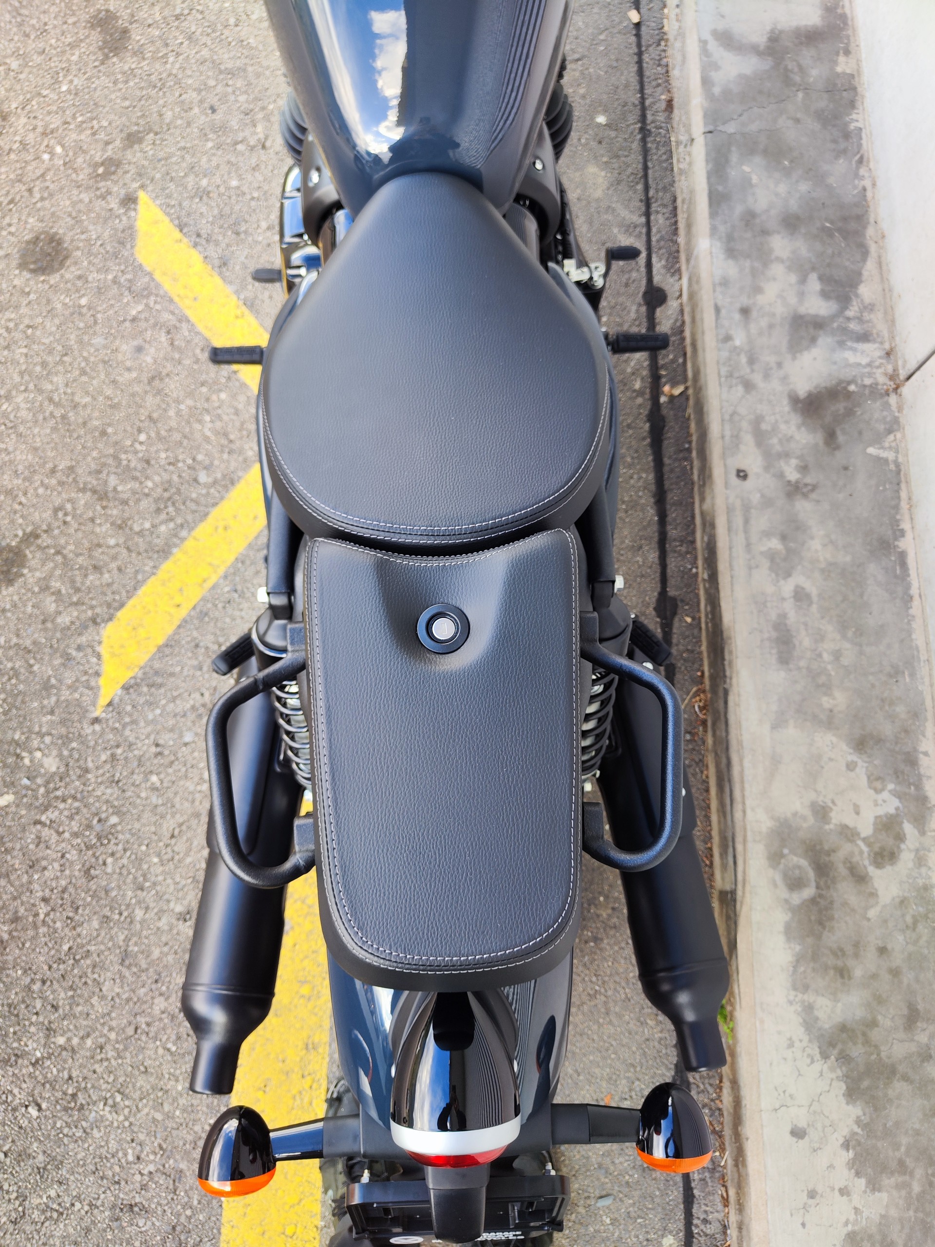 ROYAL ENFIELD SHOTGUN-image-6