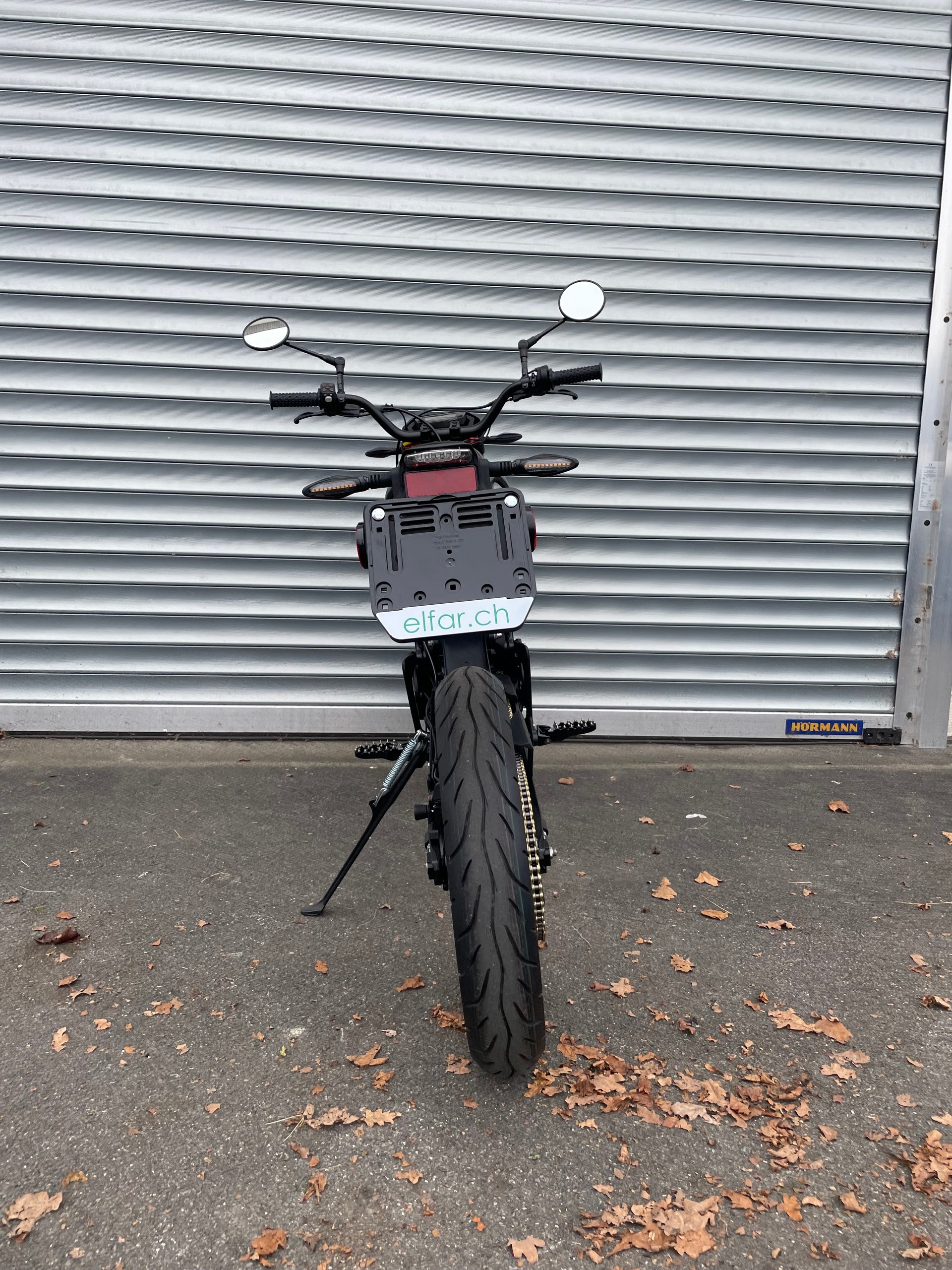RFN ARES ROAD-showroom-element-2