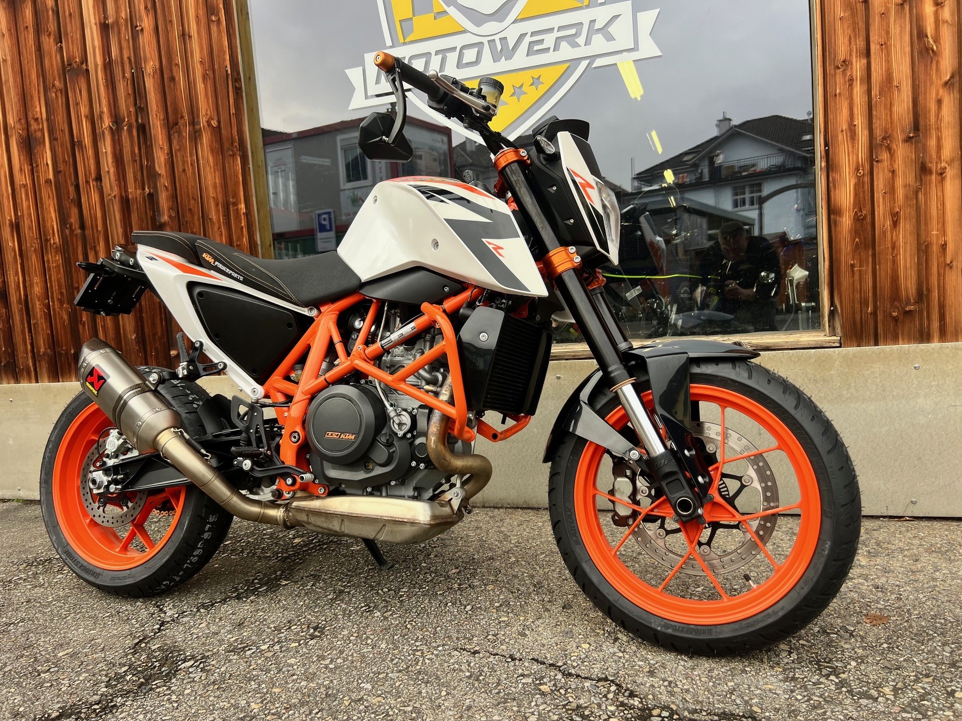 KTM 690 Duke R  ABS