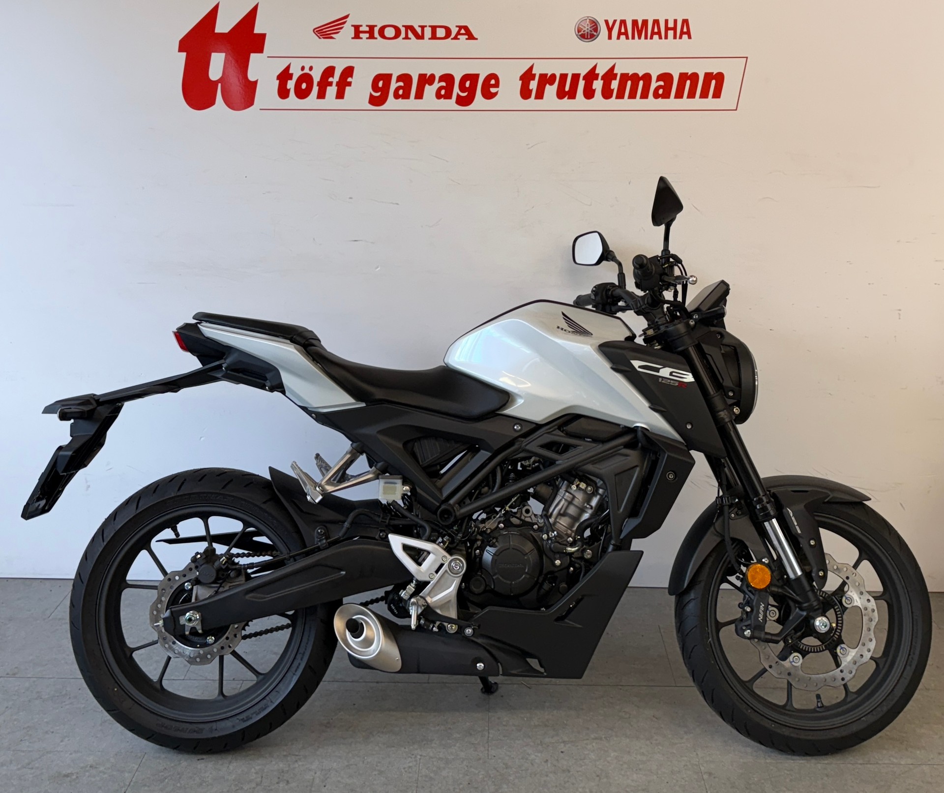 HONDA CB 125 R