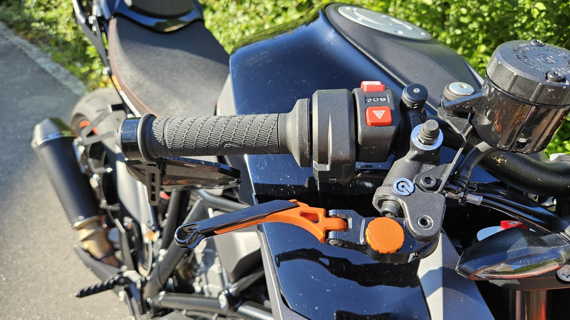 KTM 1290 Super Duke R-image-6