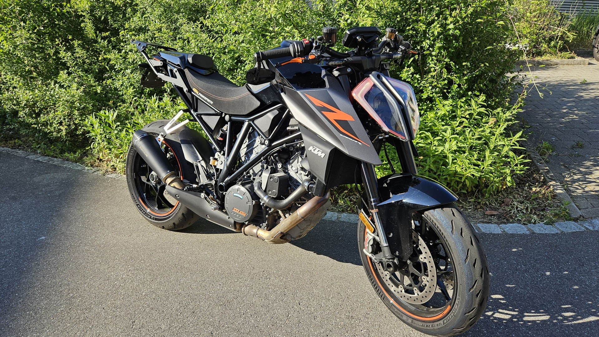 KTM 1290 Super Duke R-image-1