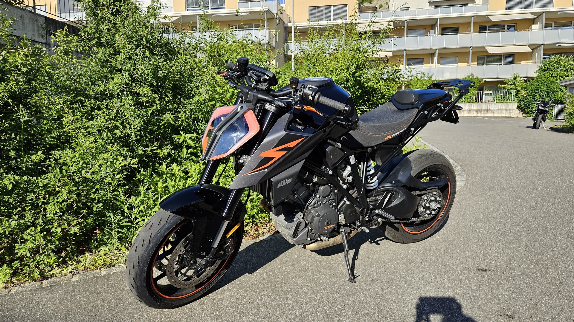 KTM 1290 Super Duke R-image-2