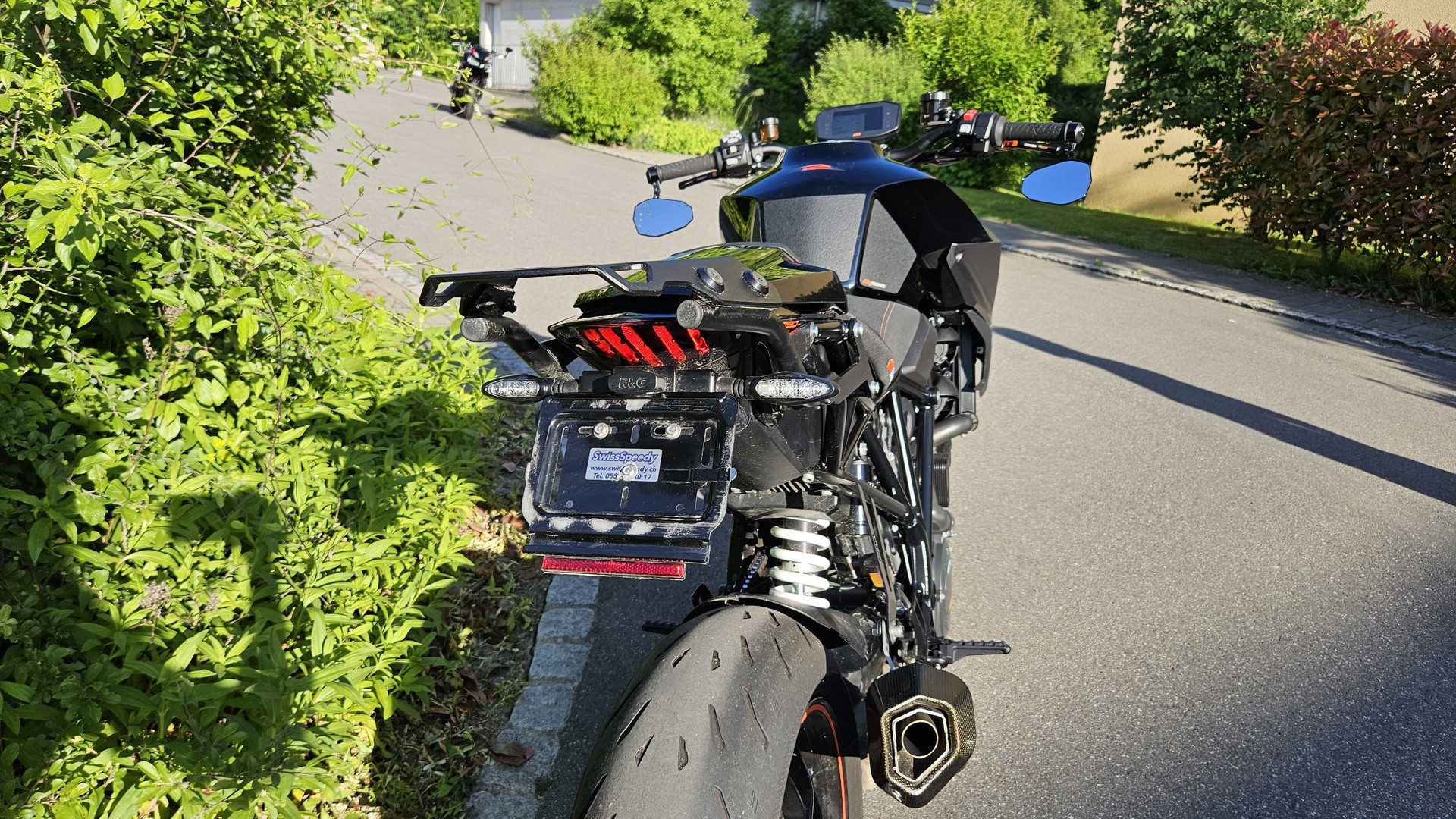 KTM 1290 Super Duke R-image-14