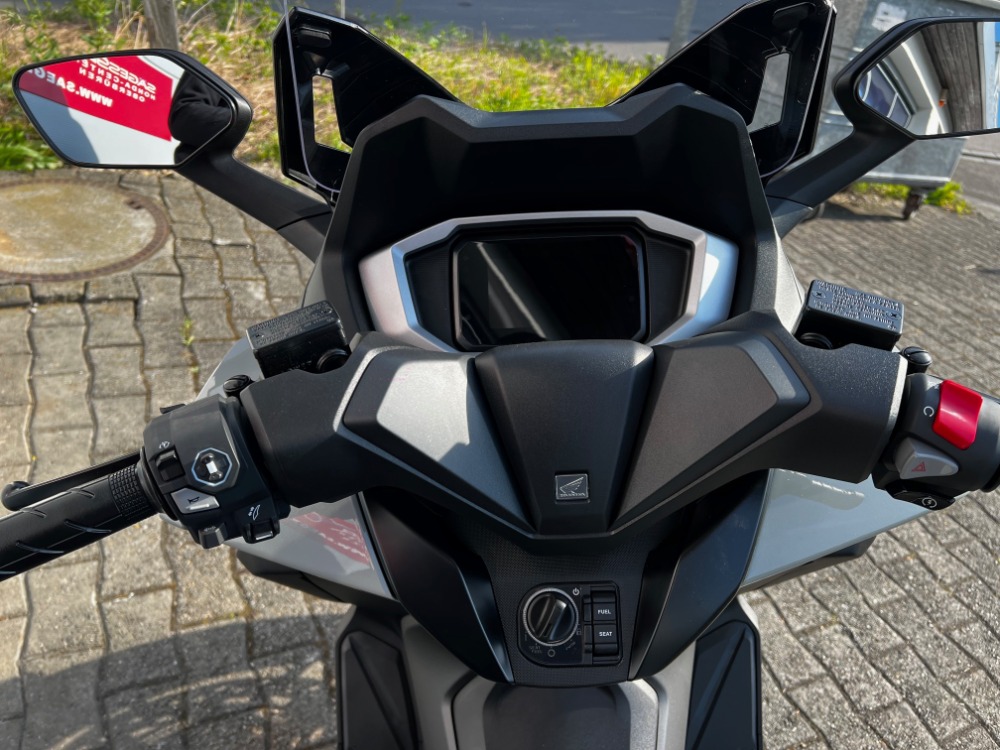 HONDA NSS 350 Smart Top Box-showroom-element-2