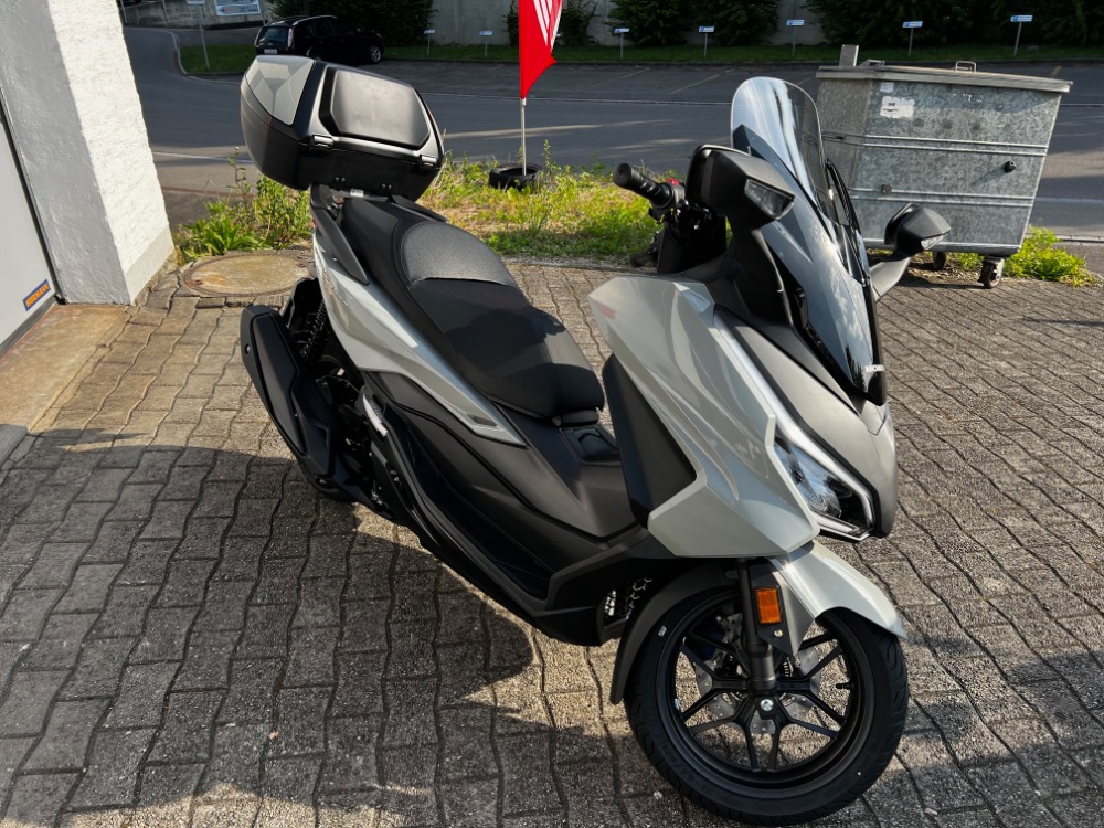 HONDA NSS 350 Smart Top Box-showroom-element-1