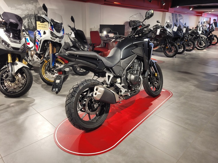 HONDA CB 500 X-showroom-element-2