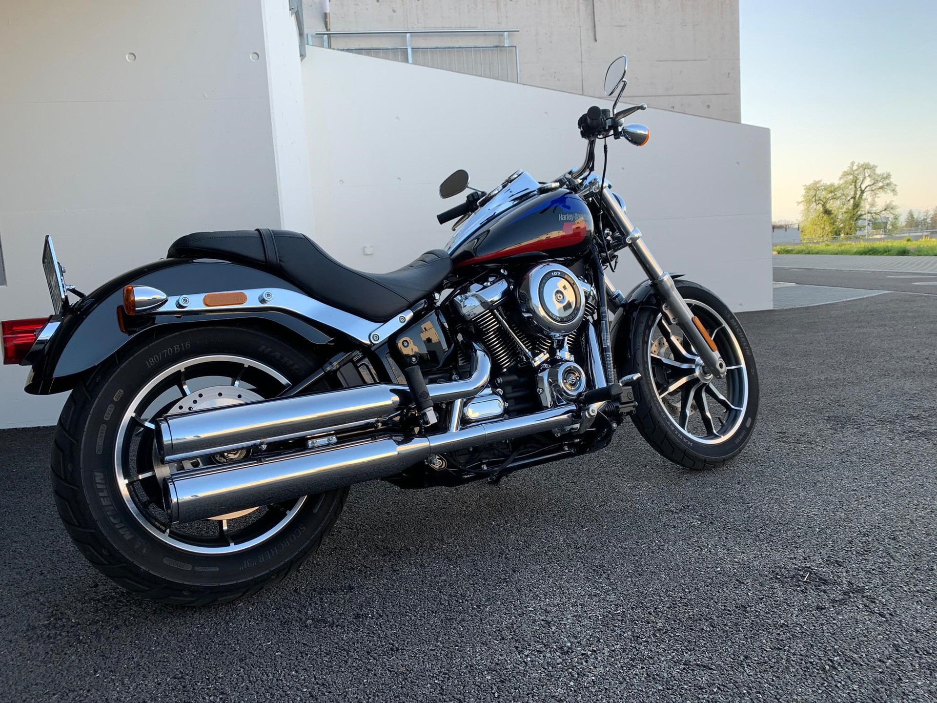 HARLEY-DAVIDSON FXLR Low Rider 107 ABS-image-8