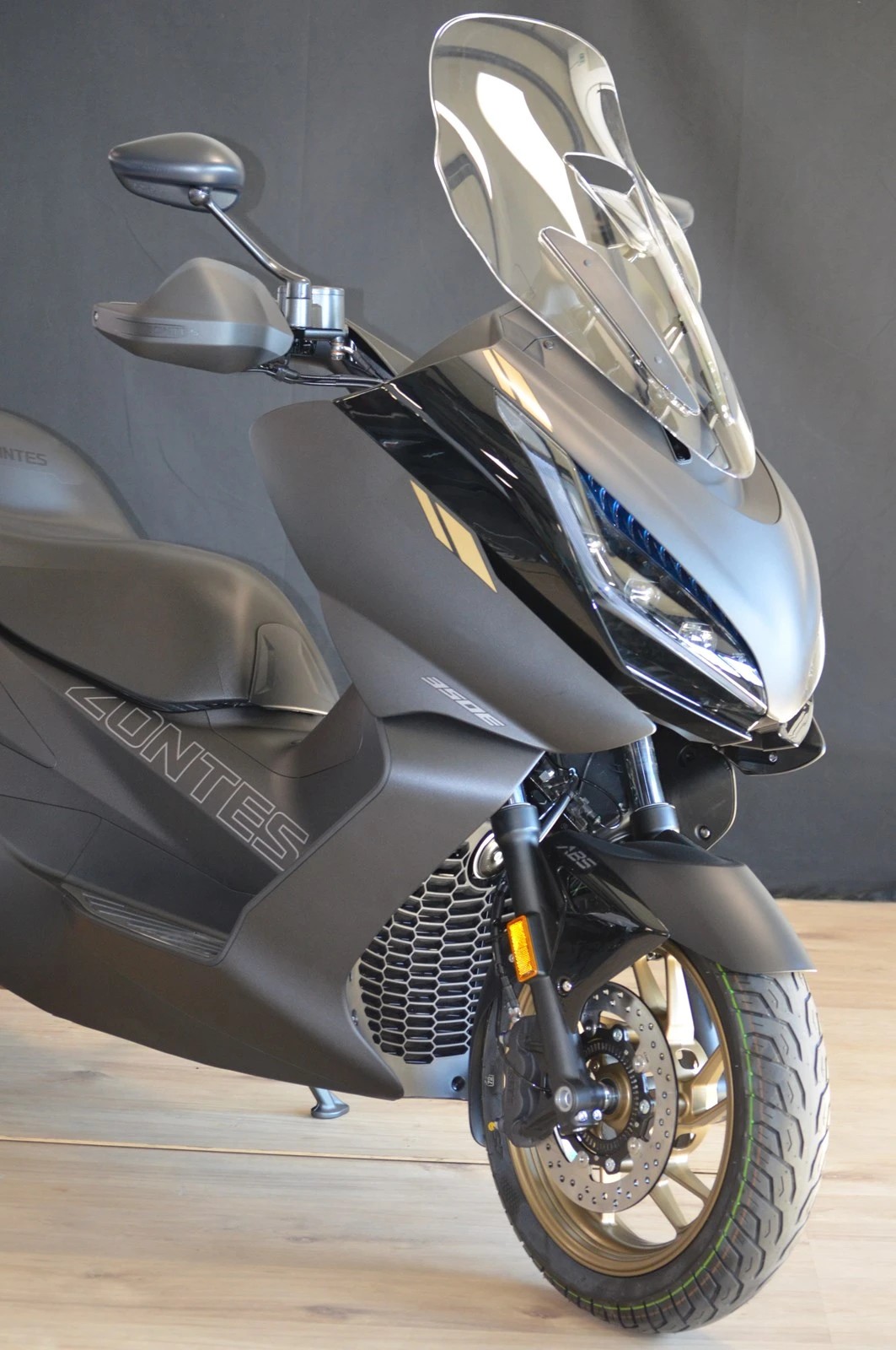 ZONTES 350 E-showroom-element-1