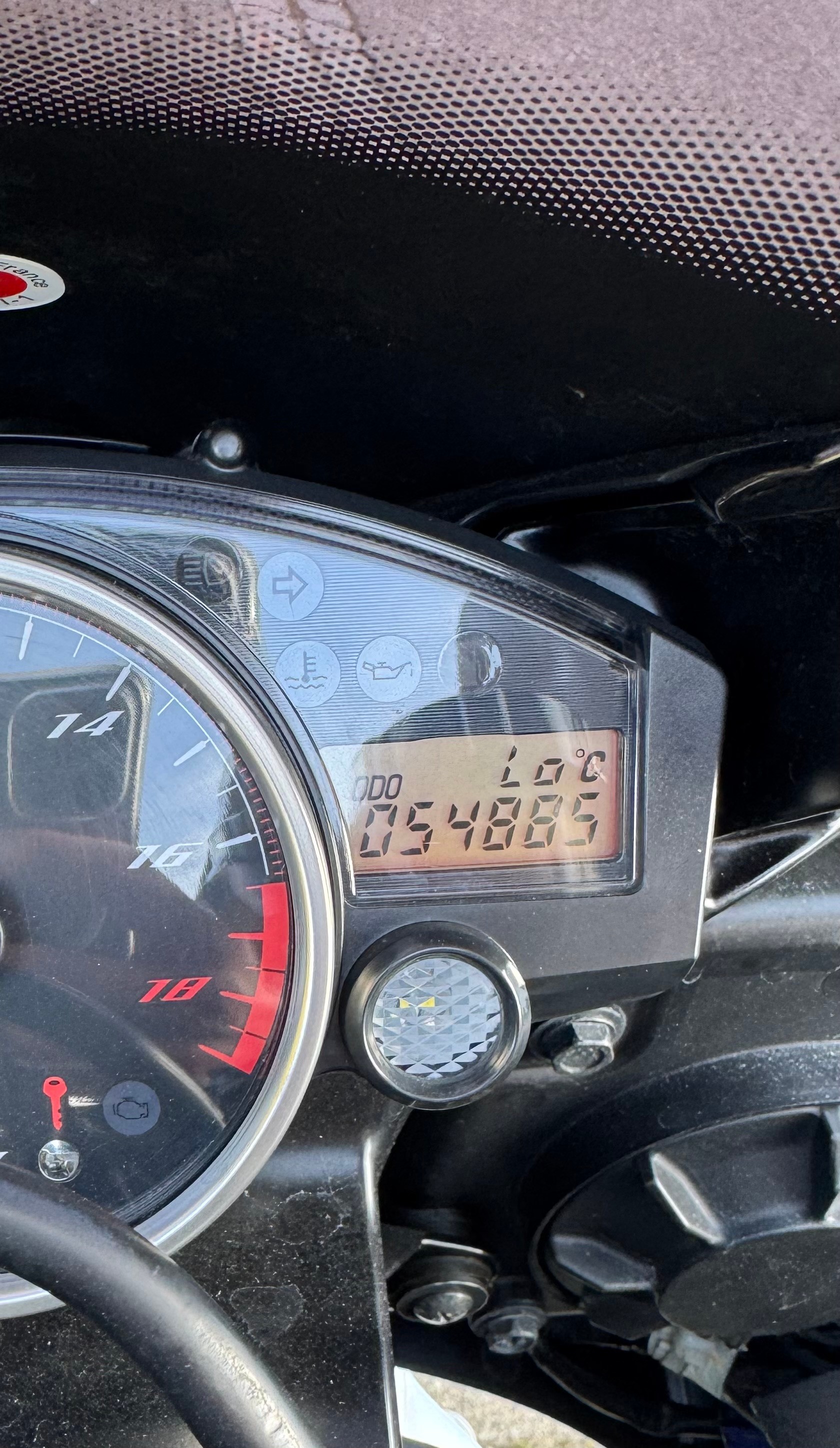 YAMAHA YZF-R6-image-7