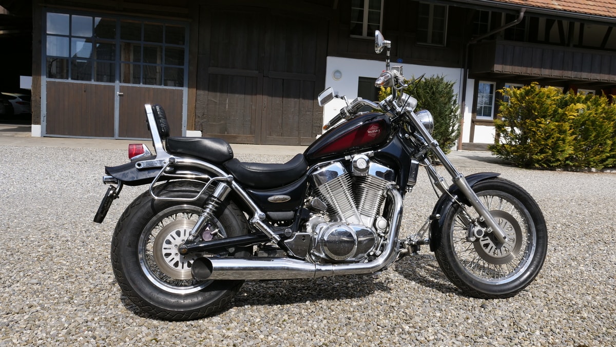SUZUKI Intruder-image-2