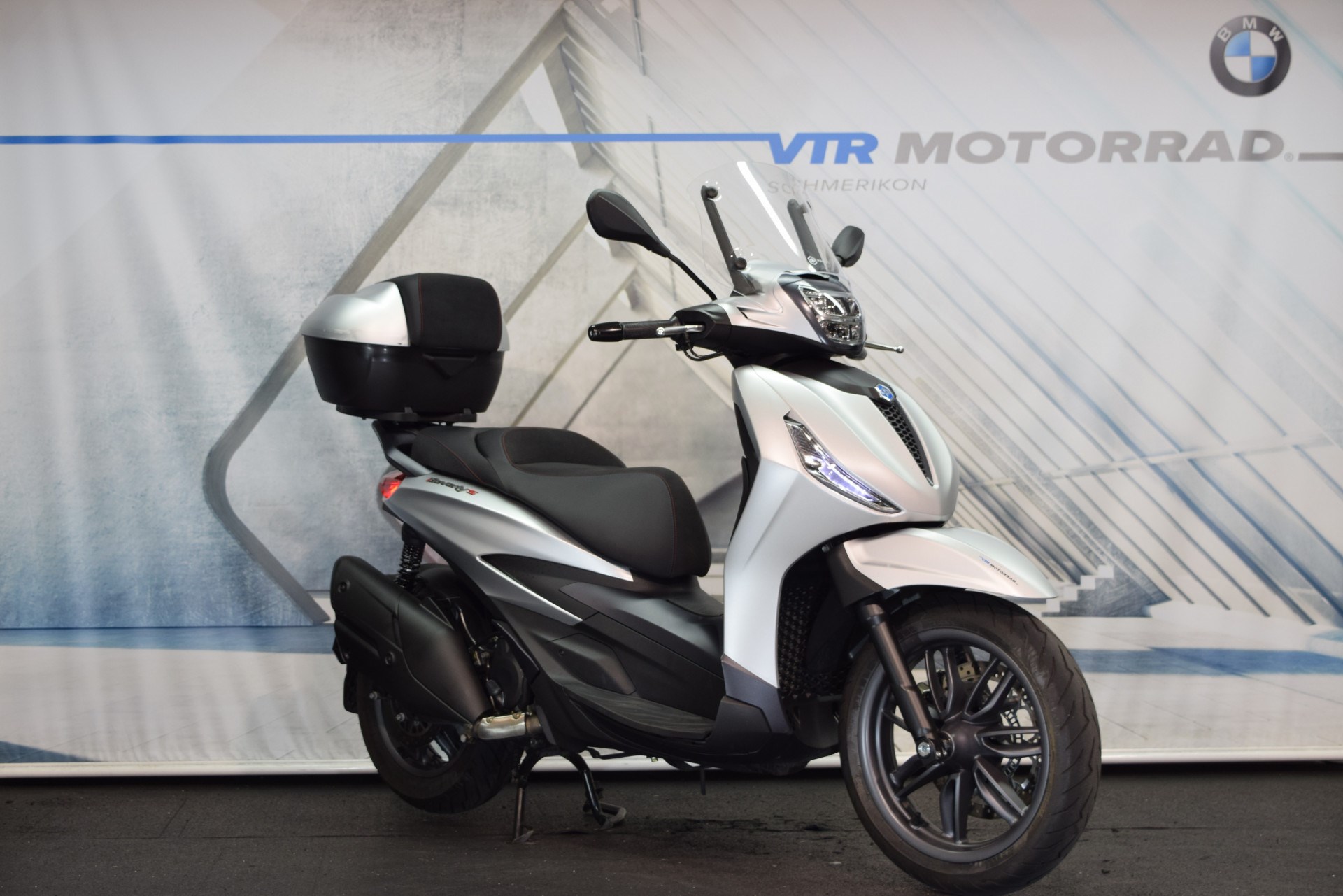 PIAGGIO Beverly 400 HPE Sport inkl. Topcase