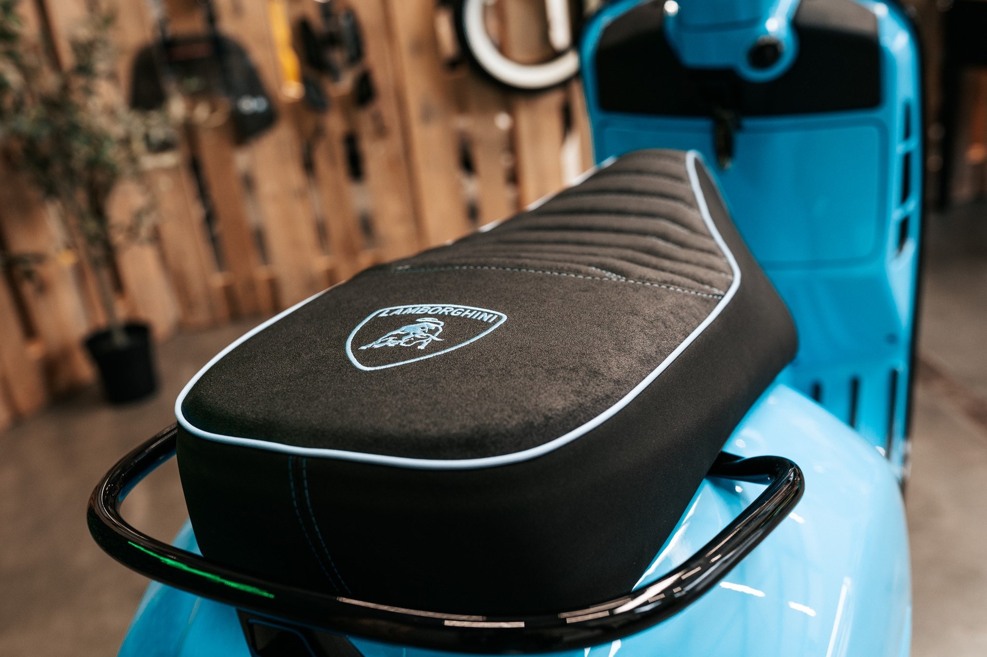 PIAGGIO Vespa GTS 300 Super ABS-image-12