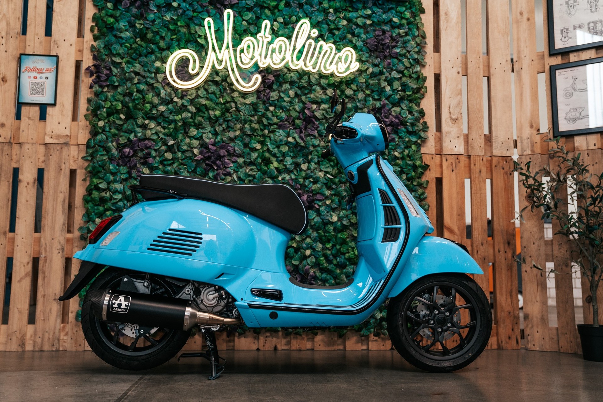 PIAGGIO Vespa GTS 300 Super ABS-image-3