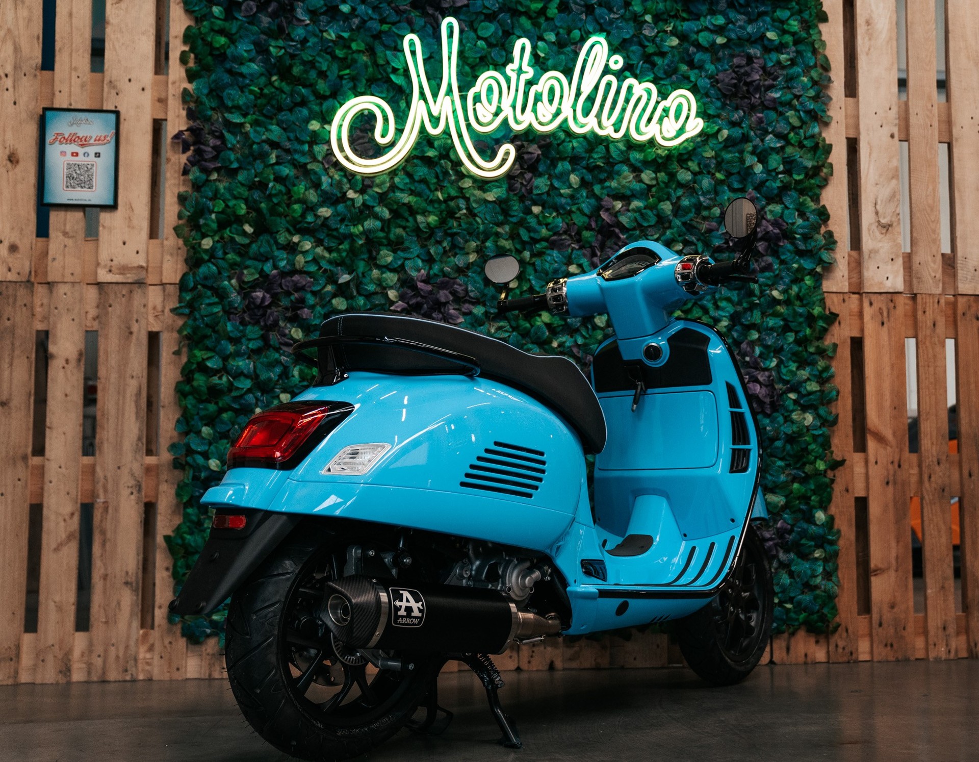 PIAGGIO Vespa GTS 300 Super ABS-image-4