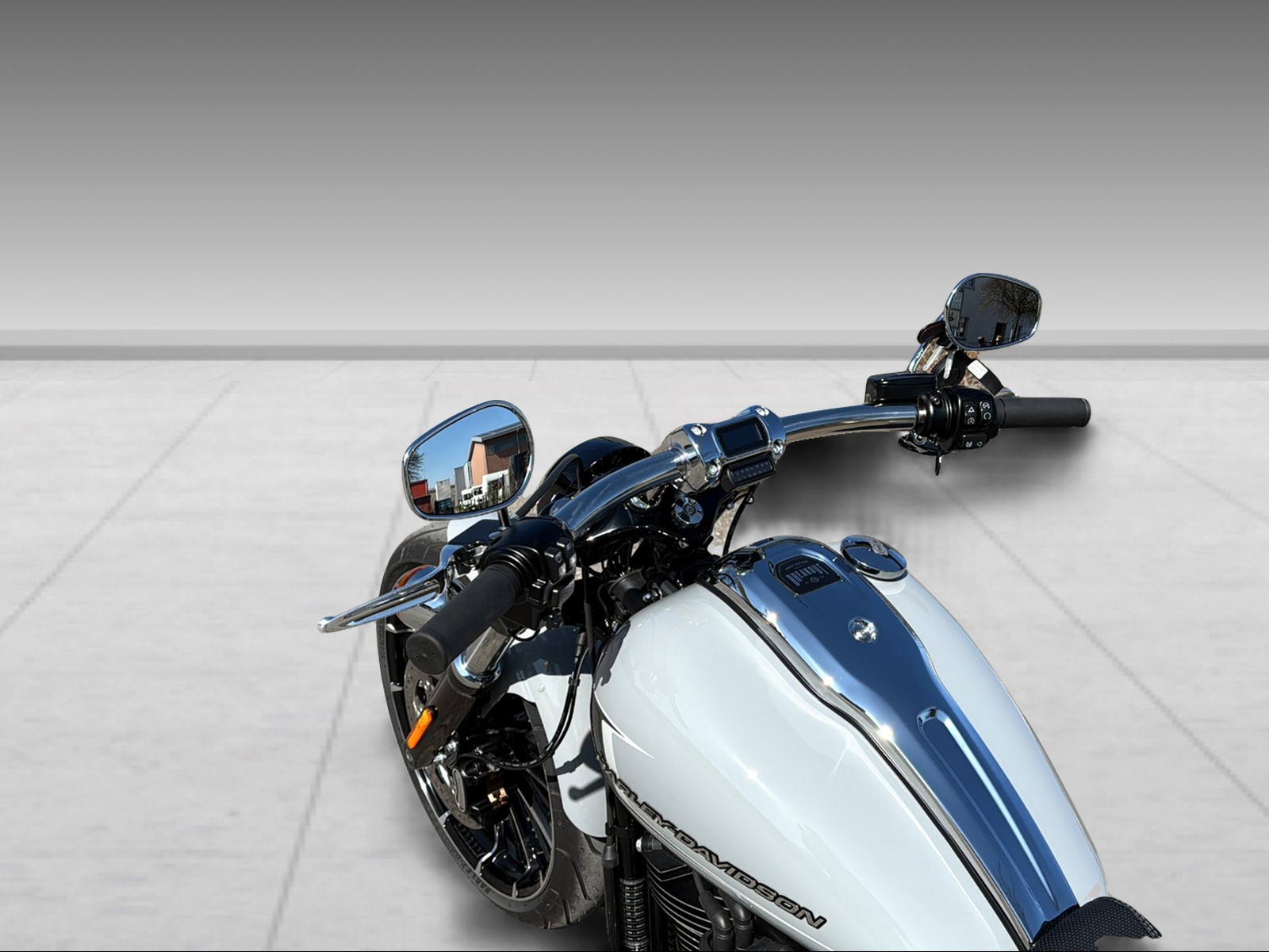 HARLEY-DAVIDSON FXBR Breakout 117-showroom-element-2