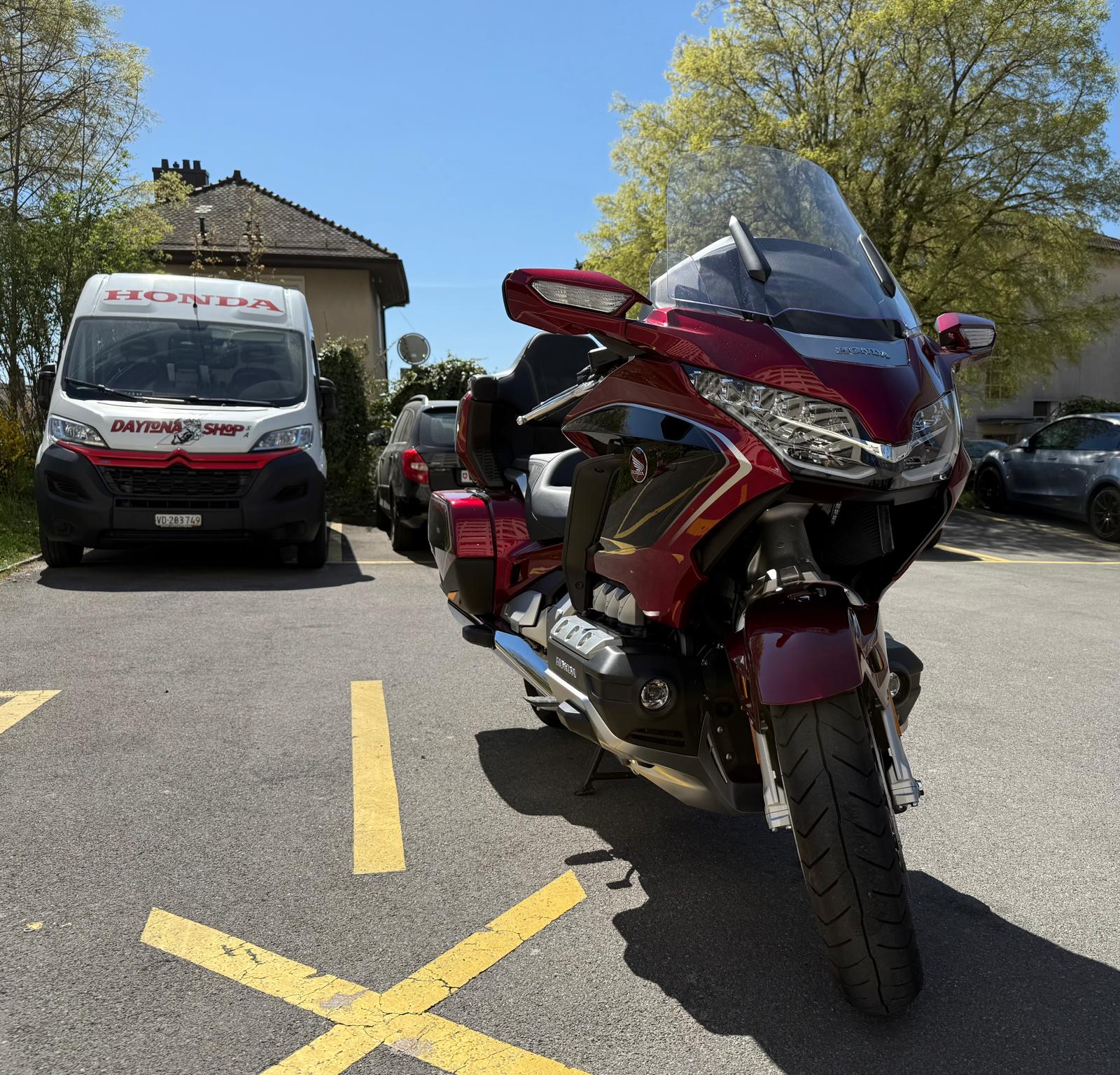 HONDA GL 1800 DA DCT Goldwing-showroom-element-1