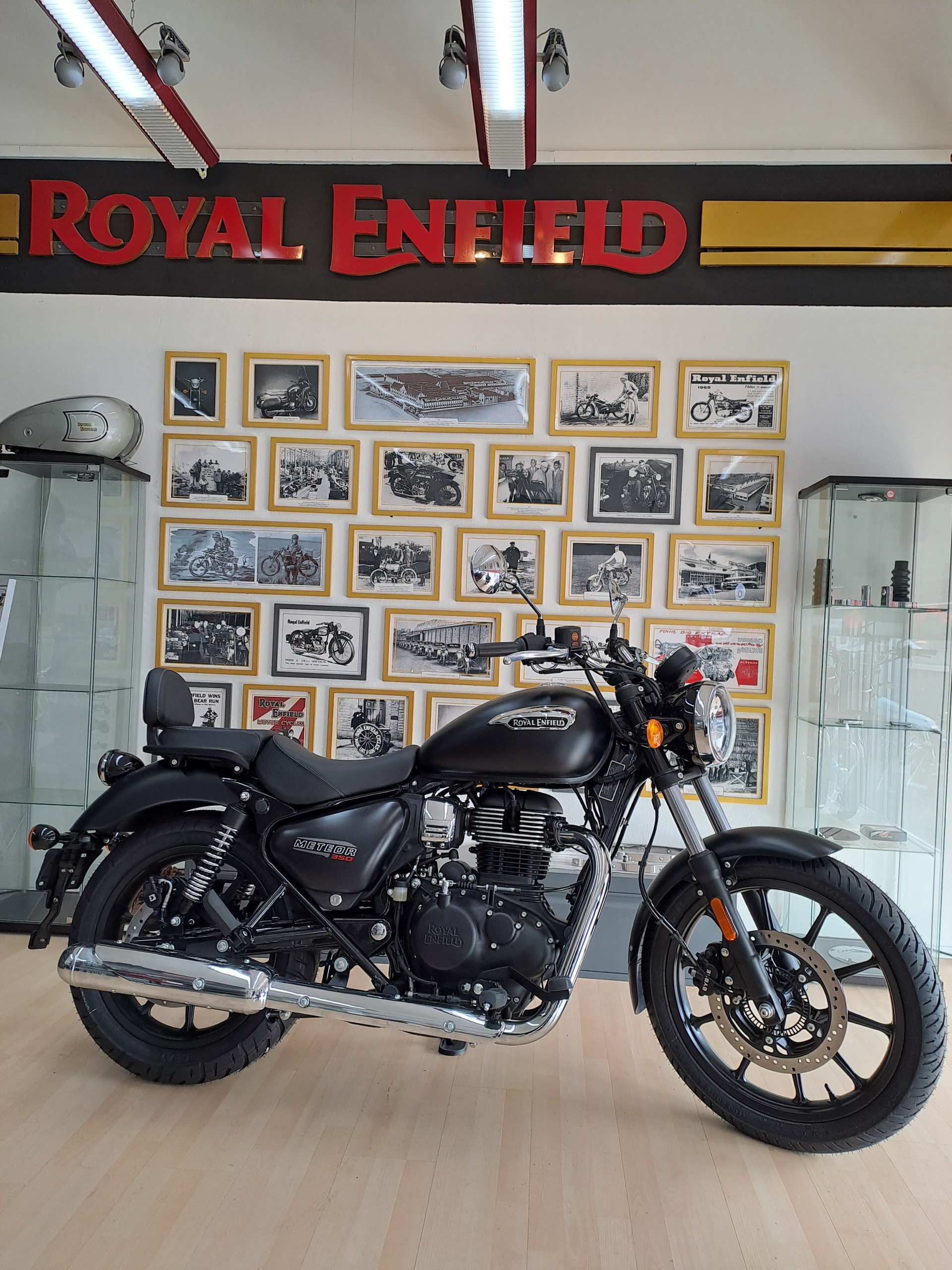 ROYAL ENFIELD METEOR STELLAR