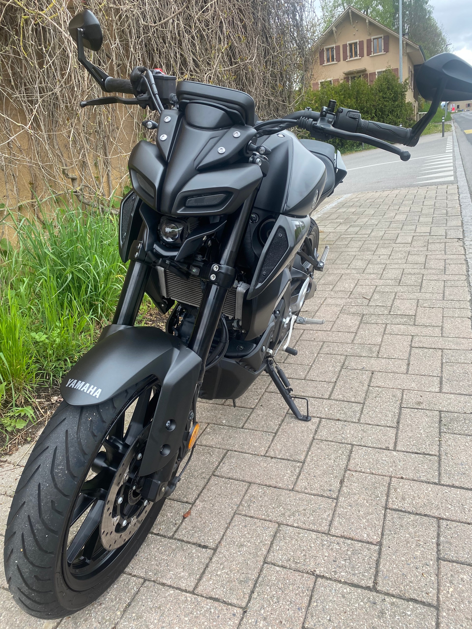 YAMAHA MT-125 ABS-image-3