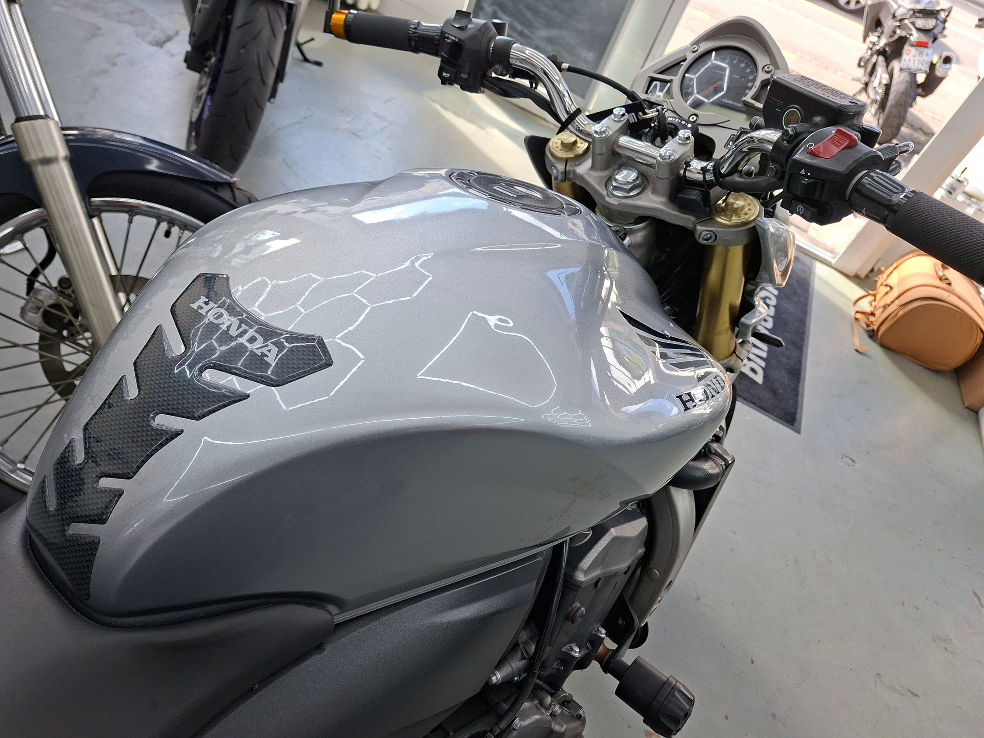 HONDA CB 600 F ABS Hornet (25kW)-showroom-element-2