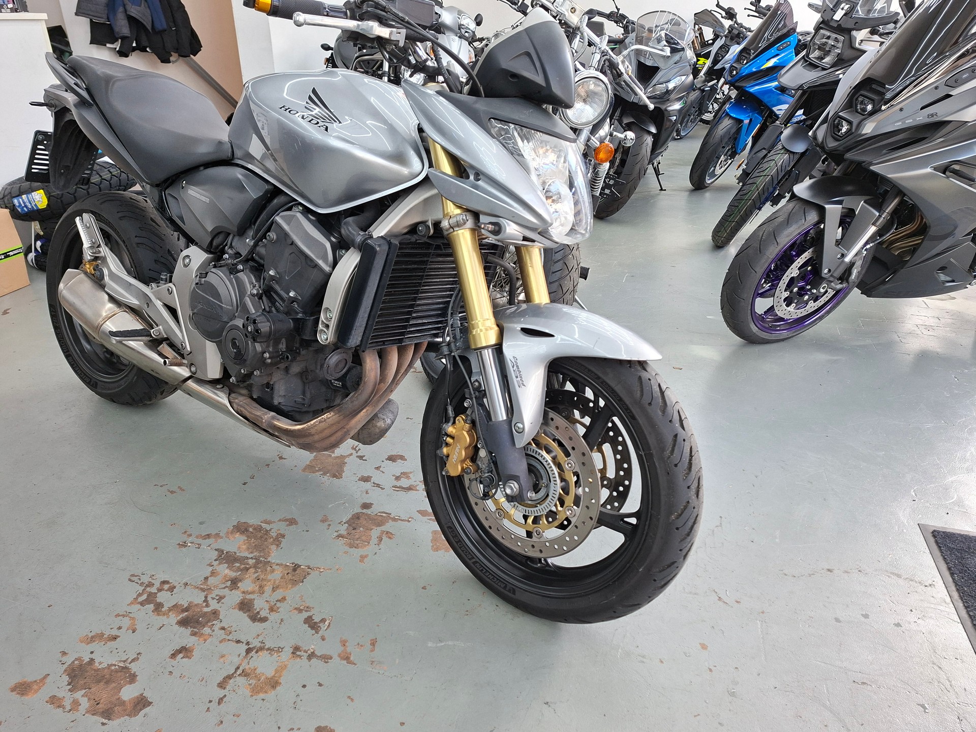 HONDA CB 600 F ABS Hornet (25kW)-showroom-element-3