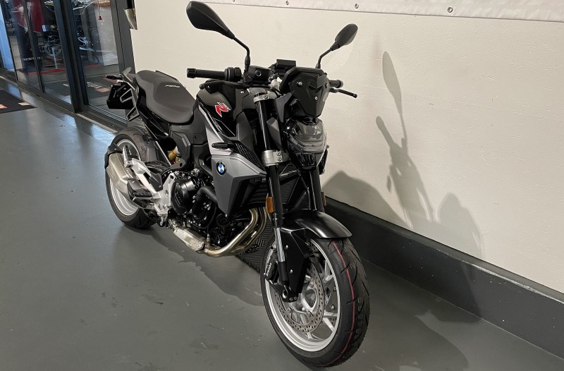 BMW F 900 R-image-1