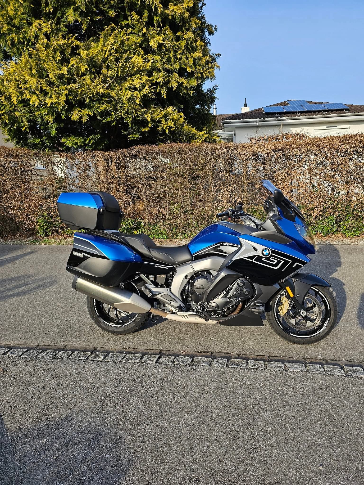 BMW K 1600 GT-image-1
