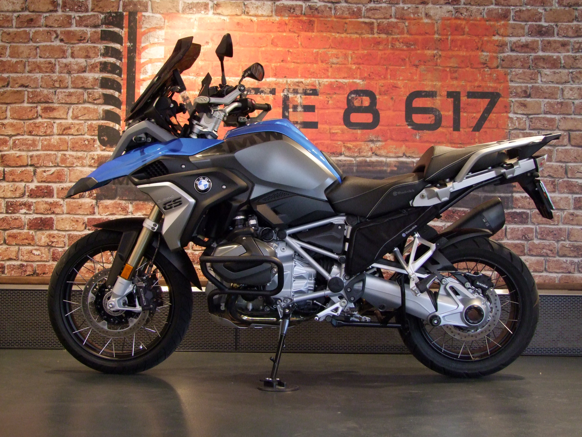 BMW R 1250 GS-image-1