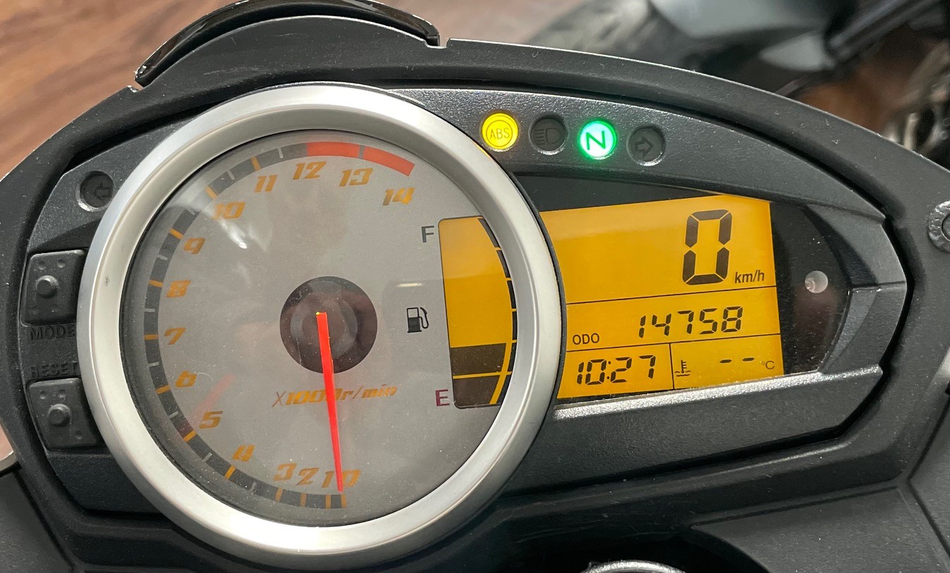 KAWASAKI Z 750 ABS-showroom-element-2
