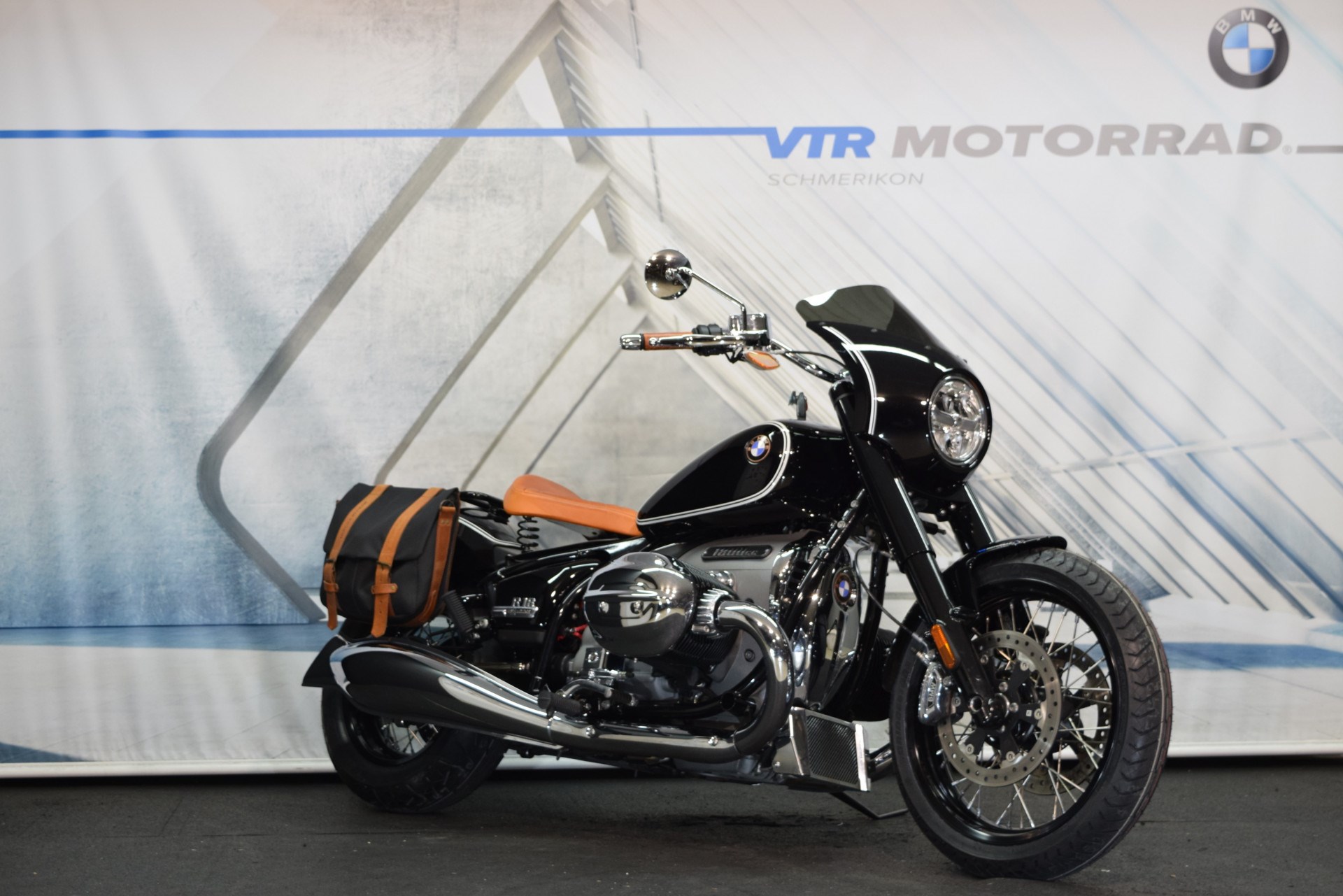 BMW R 18 frisch ab Service & neu bereift-image-0