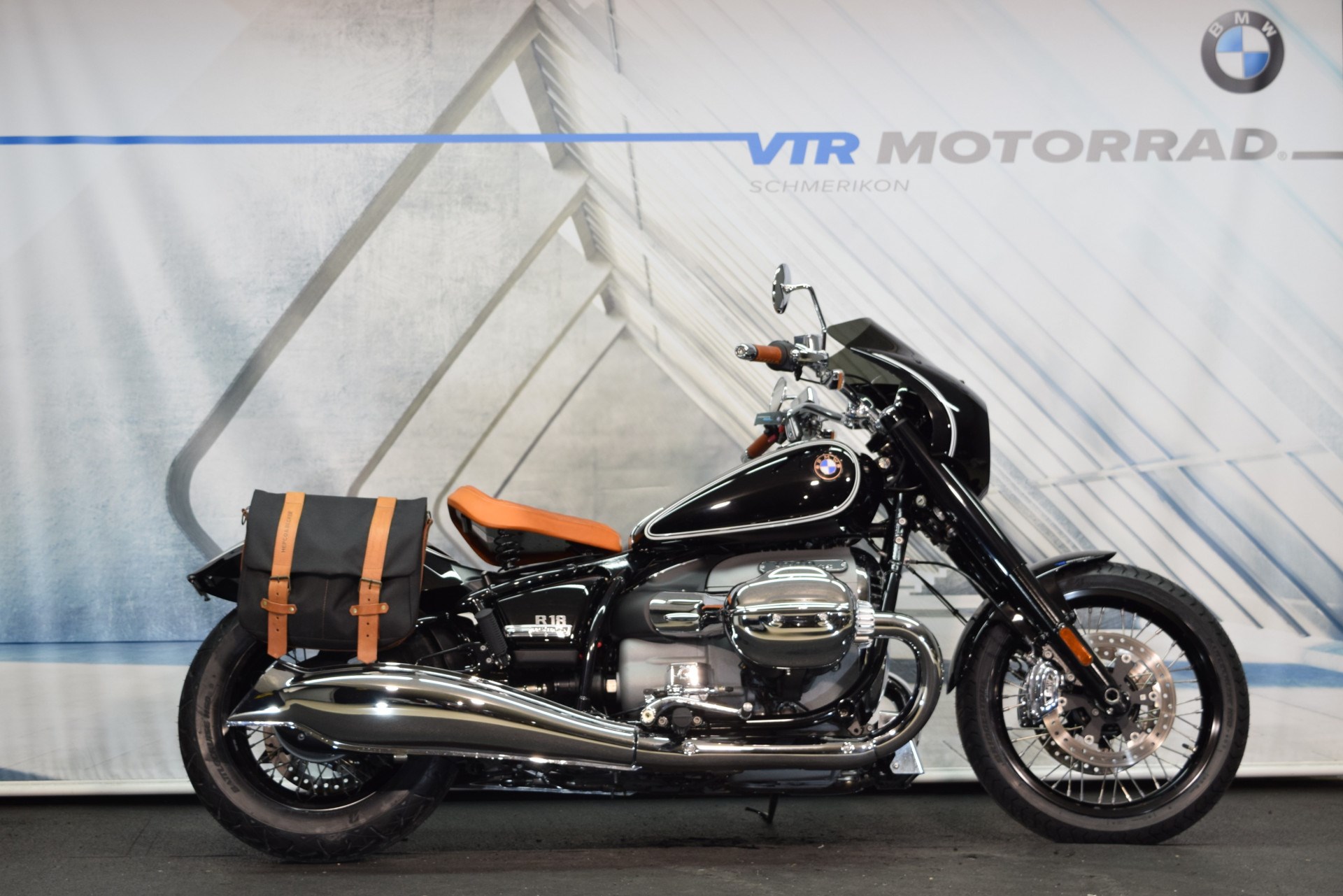 BMW R 18 frisch ab Service & neu bereift-image-1