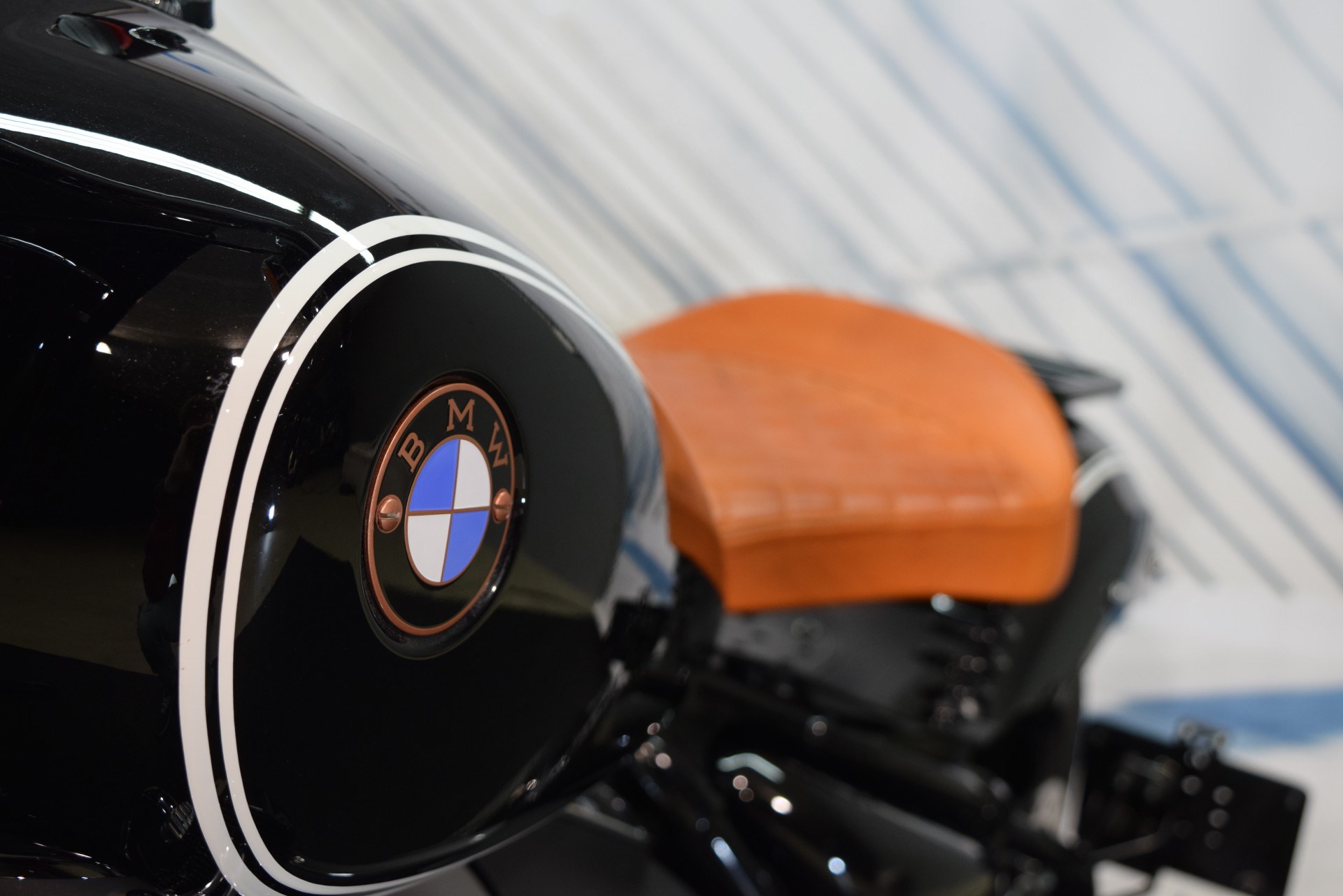 BMW R 18 frisch ab Service & neu bereift-image-9