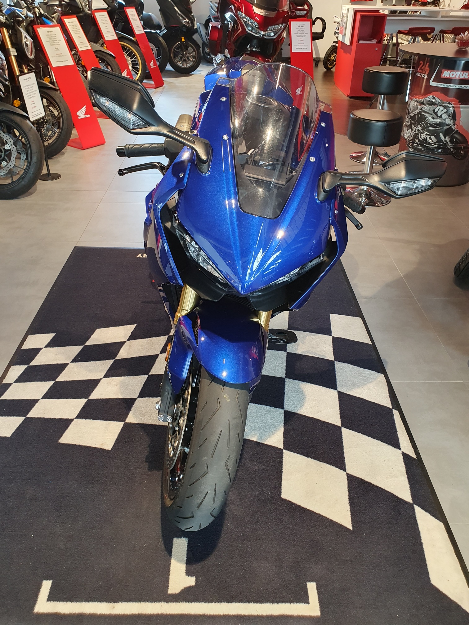 HONDA CBR 1000 RR ABS-showroom-element-1